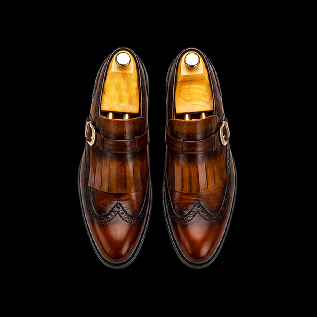 The Girth – Brown Patina Fringed Wingtip | Leather Shoe